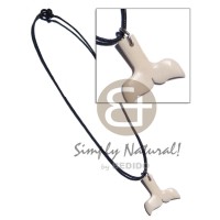 28mmx8mmx30mm carabao bone fishtail pendant on