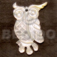 owl mother of pearl shell (MOP) carving 40mm