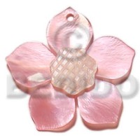 45mm pink hammershell flower with carved hammershell
