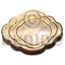 capiz oval scallop edge small with brass 