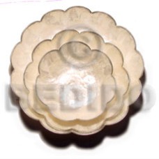 round capiz scallop bowl silver trim (