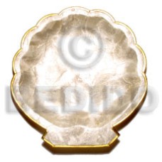 noble scallop small with brass birder