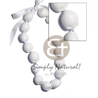 kukui nuts in white ( 16 pcs.