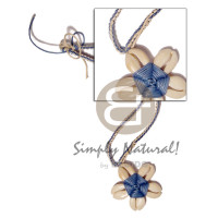 thin macrame neckline with flower sigay pendant