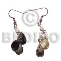 dangling 15mmx8mm triple teardrop blacklip