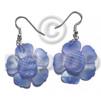 dangling graduated blue 30mm hammershell flower