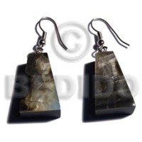 dangling 18mmx14mm pyramid laminatedblacklip cracking with black