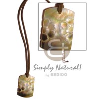 40mm blacklip dog tag with double flower