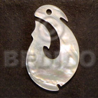 hook mother of pearl shell (MOP) 40mm