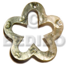 scallop ring blacklip with design 45mm