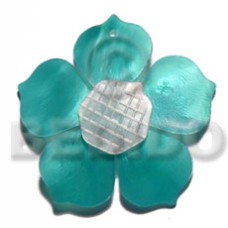 aqua blue 25mm hammershell flower with grooved