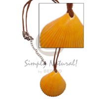 clam golden yellow palium pigtim shell pendant