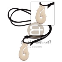 40mm celtic white carabao bone hook on