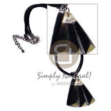 40mmx42mm laminated mother of pearl shell (MOP) blacktab accordion fan pendant with