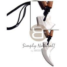 48mmx25mm kabibe shell fang pendant in adjustable