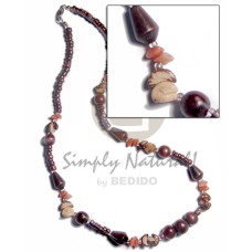 4 5mm coco Pokalet with wood beads and