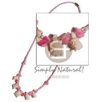 luhuanus fetish in pink glass beads