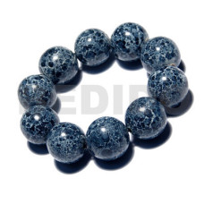 10 pcs. of 20mm round wood beads in high polished paint gloss ma